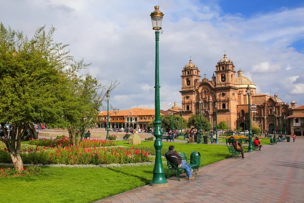 CUSCO, PERÚ - 20 DE ENERO: Iglesia de la Compañía de Jesús en Pla — Foto de Stock