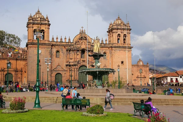 CUSCO, PERU - 20 GENNAIO: Cattedrale Basilica dell'Assunzione o — Foto Stock