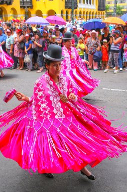 Lima, Peru-Ocak 31: Kimliği belirsiz kadın gerçekleştirmek Festiva sırasında
