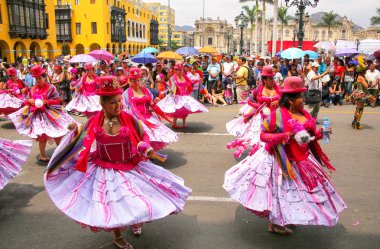 Lima, Peru-Ocak 31: Kimliği belirsiz kadın gerçekleştirmek Festiva sırasında