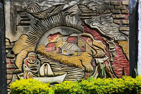 Asuncion, Paraguay-26 december: carving op een muur in de omlaag — Stockfoto