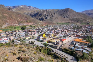 Chivay kasabasının gözlerden görünümü, Peru