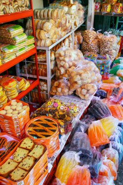 Asuncion, Paraguay - 26 Aralık: Mercado Cua gıda görüntüsünü