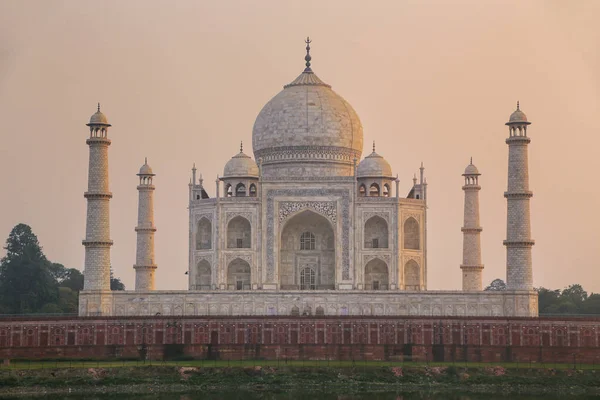 Pohled Taj Mahal Mehtab Bagh Zahrady Večerních Hodinách Agra Uttar — Stock fotografie