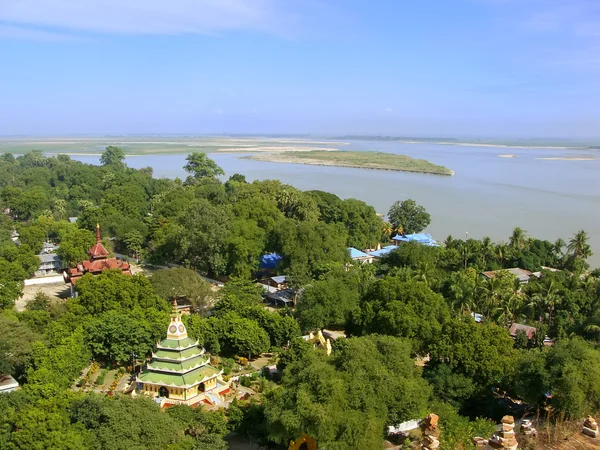 View of Mingun from Pahtodawgyi stupa, Mandalay, Myanmar — Stock Photo, Image
