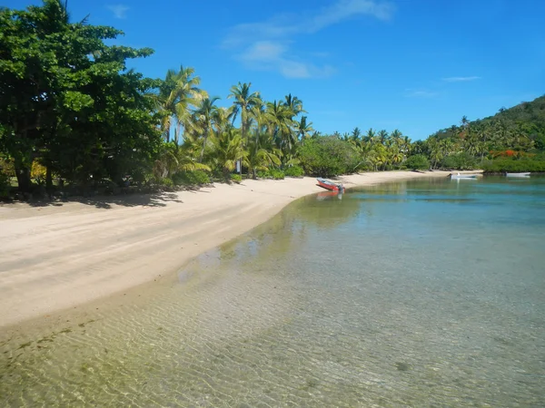 Playa de arena en la isla de Nananu-i-Ra, Fiji — Foto de Stock