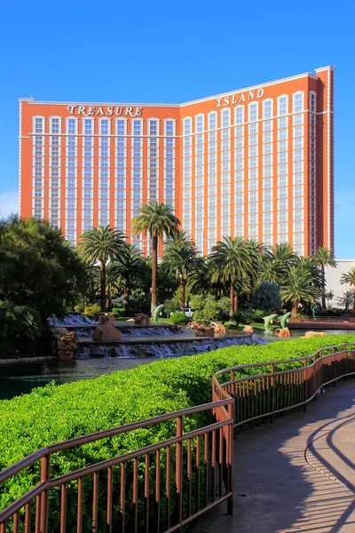 Treasure island hotel and casino, Las Vegas, Nevada — Stock Photo, Image