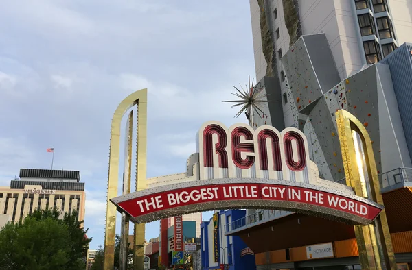 Berühmtes Schild "die größte kleine Stadt der Welt" über virgini — Stockfoto