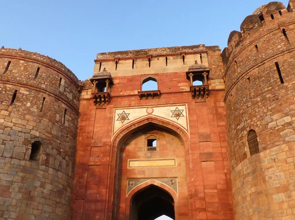 关闭视图的巴拉 Darwaza，大门口的古堡，新德里, — 图库照片