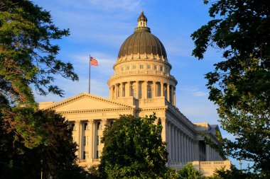 Sıcak akşam ışık, Salt Lake City Utah Eyaleti Meclis Binası