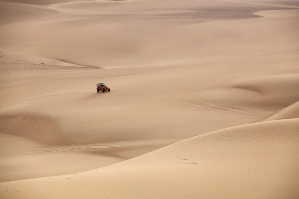 Dune di sabbia vicino a Huacachina, regione Ica, Perù . — Foto Stock