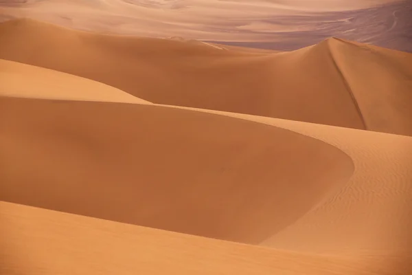 Sand dunes near Huacachina, Ica region, Peru. — Stock Photo, Image