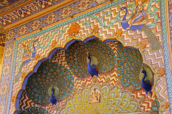 Close-up de Peacock Gate em Pitam Niwas Chowk, Jaipur City Palac — Fotografia de Stock
