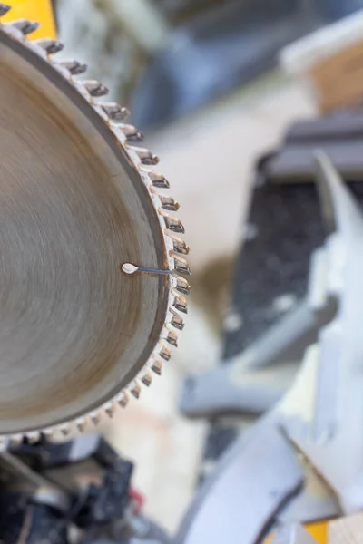 Keskin Metal Dairesel Testere Bıçağı Ahşap Çalışma Makinesi — Stok fotoğraf