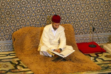 Kur'an okuma imam (Müslüman rahip)