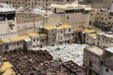 İşçilerin dokumacılar Tabakhane Çarşısı içinde