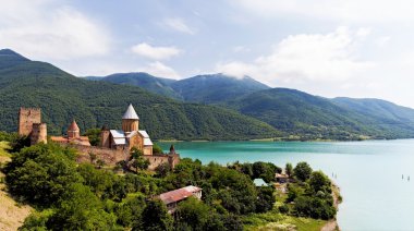 Ananuri kale, Georgia