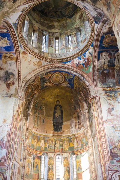 Interno del complesso monastico Gelati — Foto Stock
