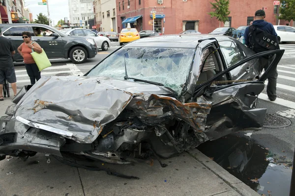 Autowrack in Queens New York — Stockfoto