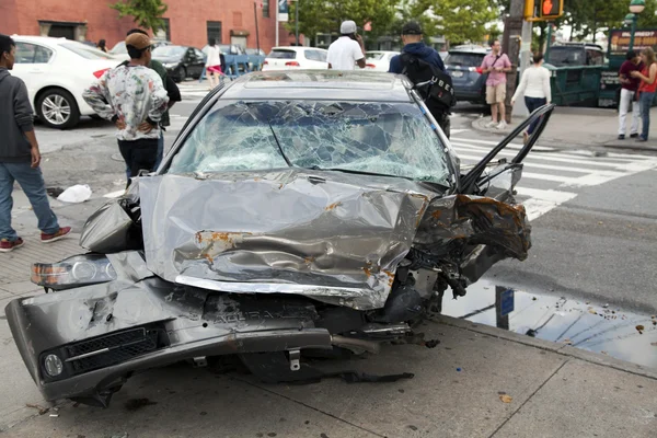 Autowrack in Queens New York — Stockfoto