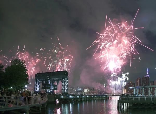 Macy's vuurwerk viering in New York City Stockafbeelding