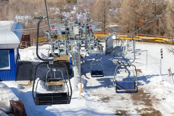 Chairlift in the mountains — Stock Photo, Image