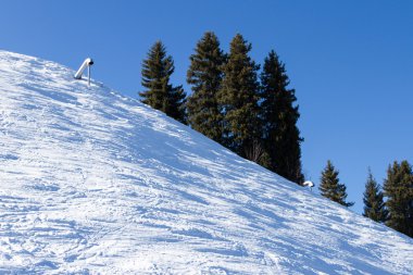 Karda dağ tarafında