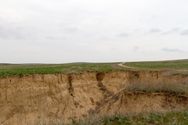 Bozkır arasında büyük dağ geçidi