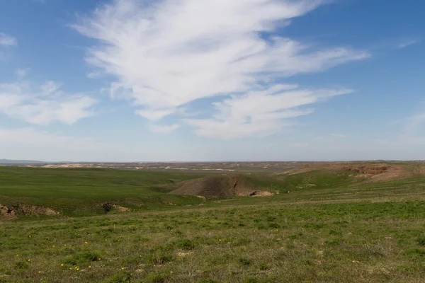 Among the hills of the steppe — Stock Photo, Image