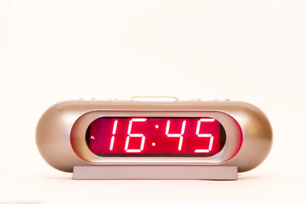 Reloj digital 16: 45 — Foto de Stock