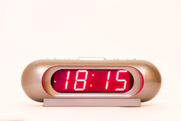 Digitaal horloge 18:15 — Stockfoto