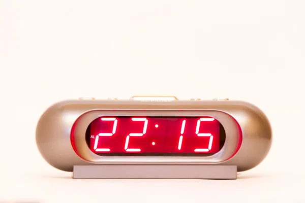 デジタル時計 22:15 — ストック写真