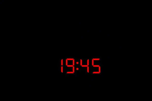 디지털 시계 19:45 — 스톡 사진