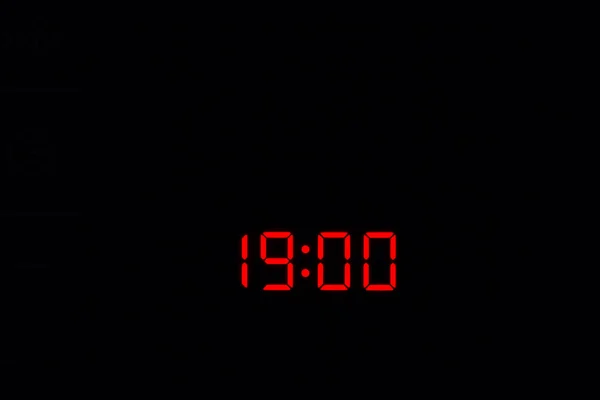 Digital Watch 19: 00 — Stok Foto