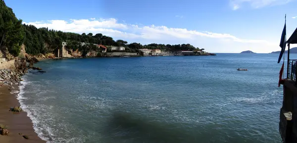 Vista sulla spiaggia e sul Golfo di Lerici f — Foto Stock