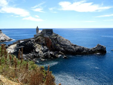Sahili ve Denizi çevresinde Portovenere y görünümü