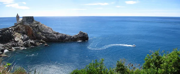 Sahili ve Denizi çevresinde Portovenere s görünümü — Stok fotoğraf