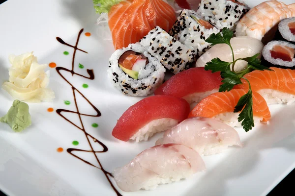 Close up sushi e sashimi — Fotografia de Stock
