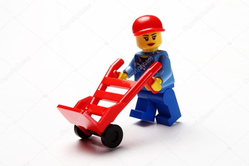 toy woman whit hand truck c