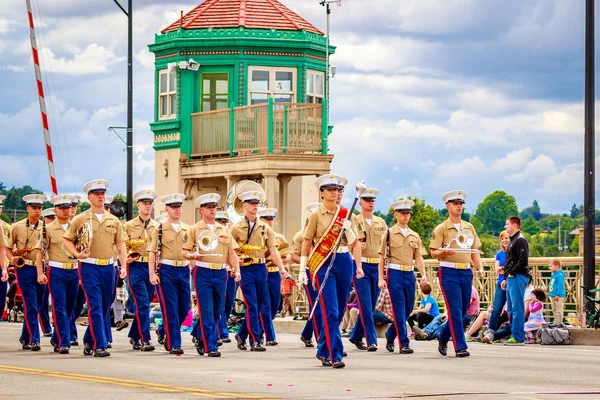 Portland Grand Parade kwiatowy 2016 — Zdjęcie stockowe