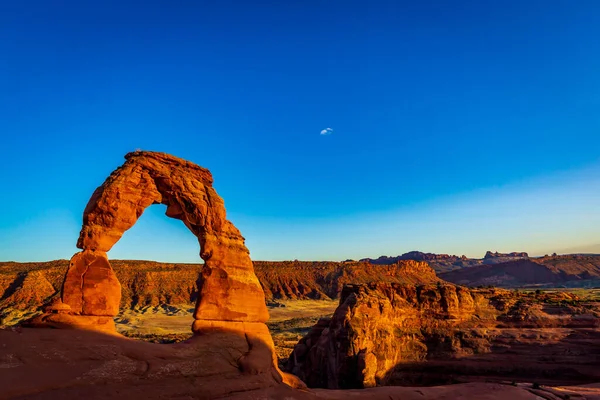 Arco Delicado Cerca Del Atardecer Parque Nacional Arches Utah —  Fotos de Stock