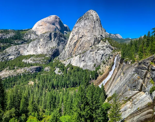 Half Dome Liberty Cap Nevada Fall Parque Nacional Yosemite California — Foto de Stock