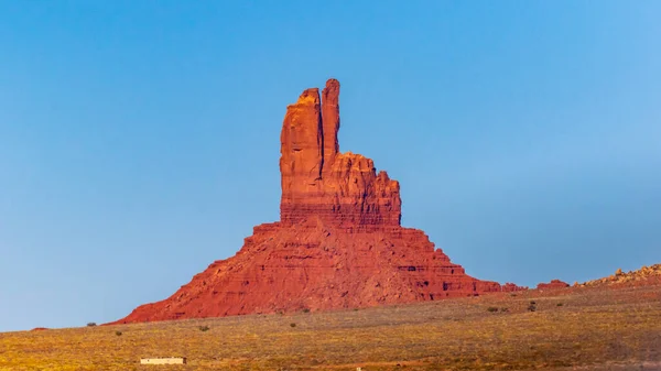 Navajo Kabile Parkındaki Anıt Vadisi Ndeki Büyük Kızılderili Şef Butte — Stok fotoğraf