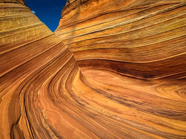 Wave Una Famosa Formación Roca Arenisca Ubicada Coyote Buttes Arizona —  Fotos de Stock