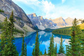 Картина, постер, плакат, фотообои "moraine lake, canadian rockies", артикул 64568335