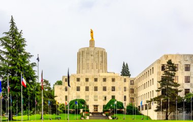 Oregon State Capitol Building clipart