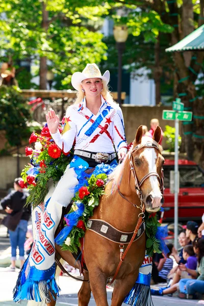 Portland Grand Floral Parade 2014 — Stock Photo, Image