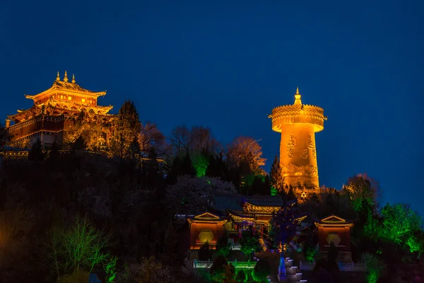 Prayer Wheel in Shangri-La at night — Stock Photo, Image