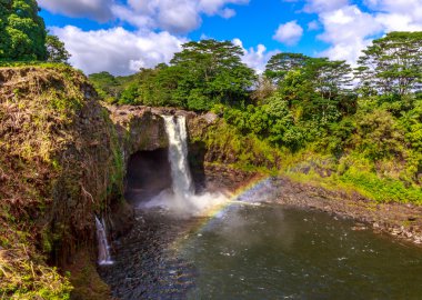 Rainbow Falls in Hawaii clipart