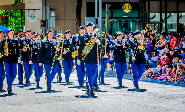 Portland Grand Parade kwiatowy 2015 — Zdjęcie stockowe